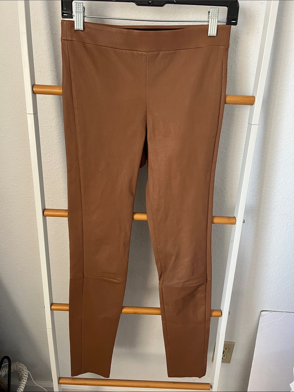 Theory Brown lamb skin leather leggings size 4